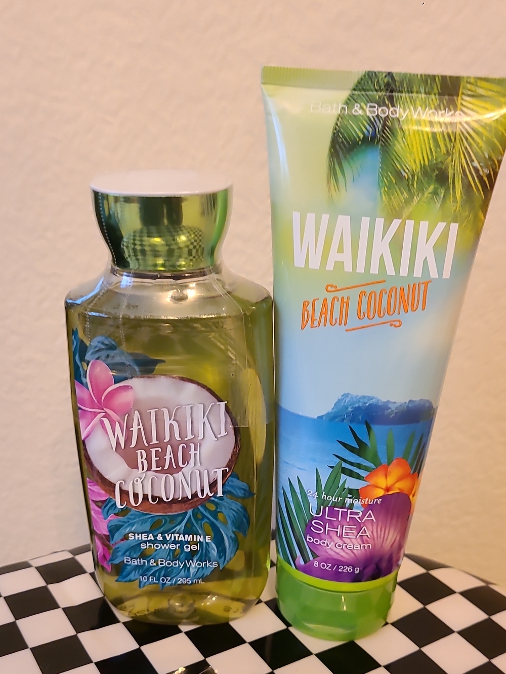 Bath & Body Works Waikiki Beach Coconut Shower Gel & Body Cream New